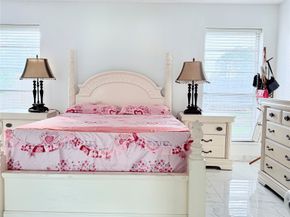 4723 Glenvillage Street, Houston TX 77084