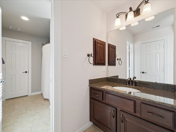 410 Mcallister Avenue, Sugar Land TX 77479