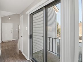 10122 Waterstone Drive, Houston TX 77042