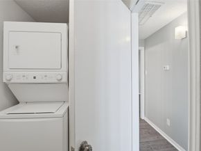 10122 Waterstone Drive, Houston TX 77042