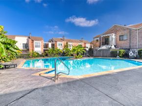 10122 Waterstone Drive, Houston TX 77042