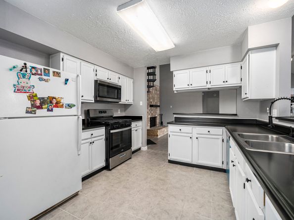 15826 Alta Mesa Drive, Houston TX 77083