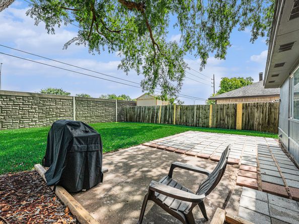 15826 Alta Mesa Drive, Houston TX 77083