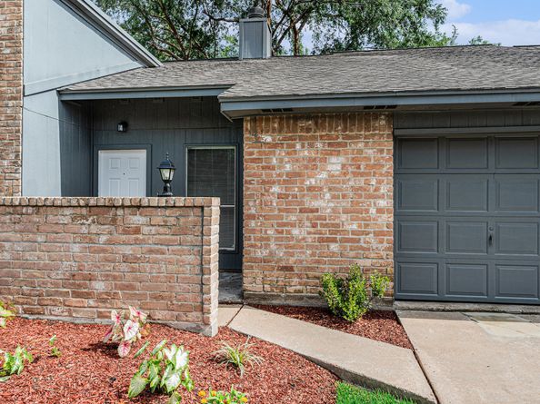 15826 Alta Mesa Drive, Houston TX 77083