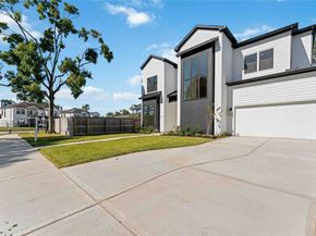 1458 Oak Tree Drive, Houston TX 77055