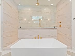 1458 Oak Tree Drive, Houston TX 77055