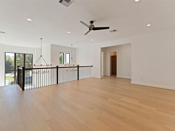 1458 Oak Tree Drive, Houston TX 77055