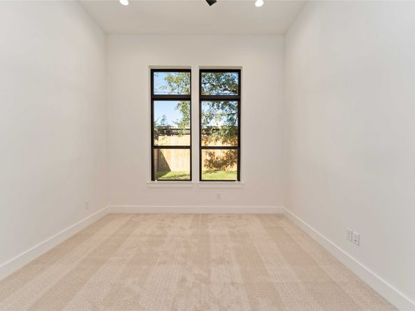 1458 Oak Tree Drive, Houston TX 77055