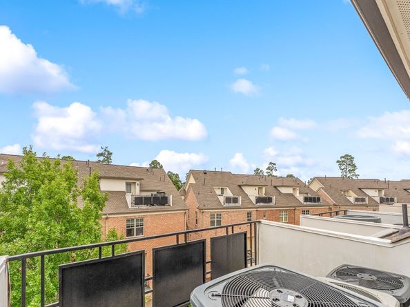 30 History Row, The Woodlands TX 77380