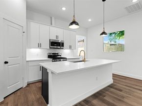 1031 S Victory Drive, Houston TX 77088