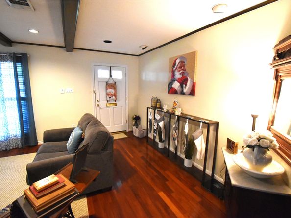 8011 Meadowvale Drive, Houston TX 77063