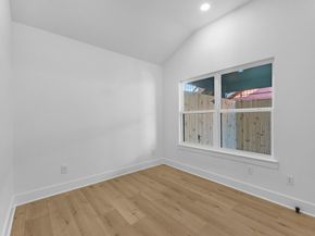 508 Dell Court, Houston TX 77009