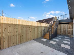 508 Dell Court, Houston TX 77009