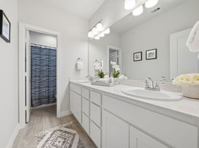 14051 Dunsmore Landing Drive, Houston TX 77059