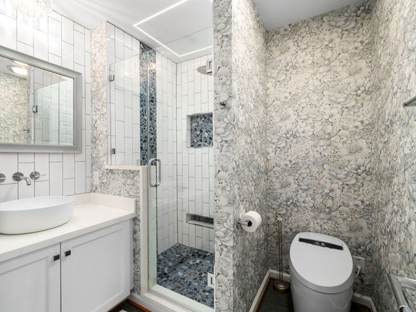 1011 Barkdull Street, Houston TX 77006