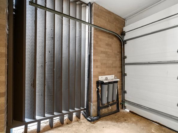 1011 Barkdull Street, Houston TX 77006