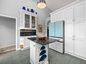 1011 Barkdull Street, Houston TX 77006