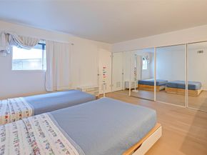 39 River Hollow Lane, Houston TX 77027