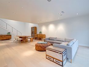 39 River Hollow Lane, Houston TX 77027