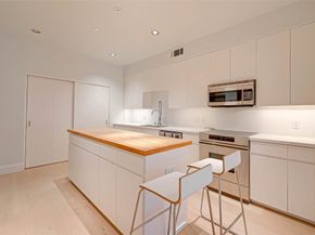 39 River Hollow Lane, Houston TX 77027