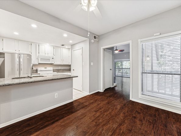 11711 Memorial Drive 510, Houston TX 77024