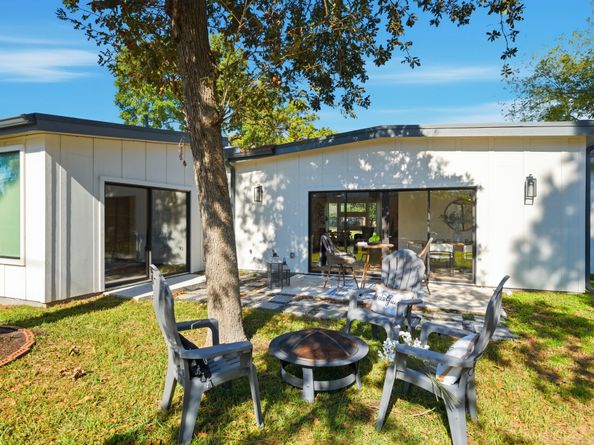 10159 Brinwood Drive, Houston TX 77043