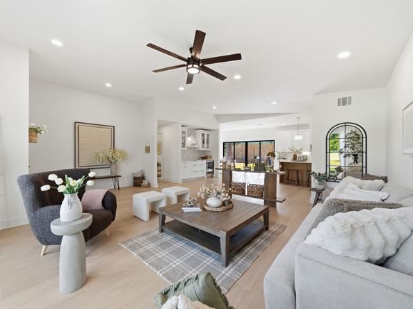 10159 Brinwood Drive, Houston TX 77043