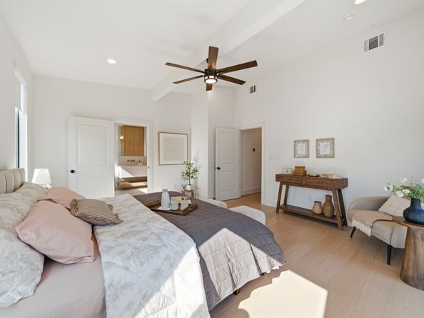 10159 Brinwood Drive, Houston TX 77043