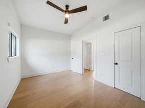 10159 Brinwood Drive, Houston TX 77043