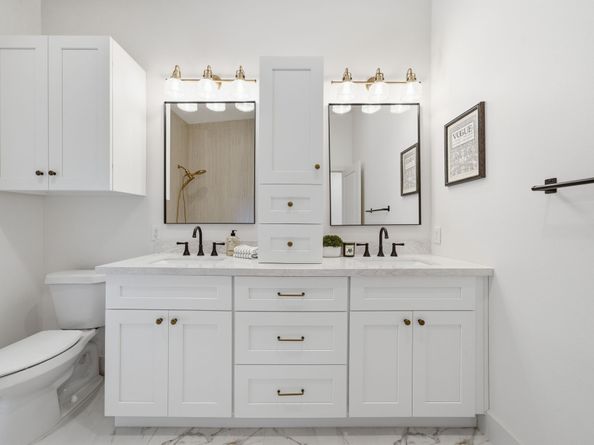 10159 Brinwood Drive, Houston TX 77043