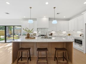 10159 Brinwood Drive, Houston TX 77043