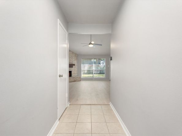 3738 Clear Falls Drive, Houston TX 77339