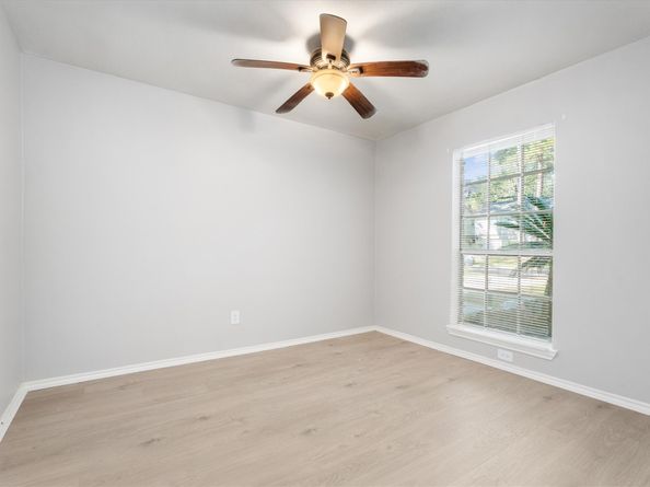 3738 Clear Falls Drive, Houston TX 77339