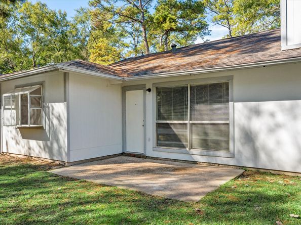 3738 Clear Falls Drive, Houston TX 77339