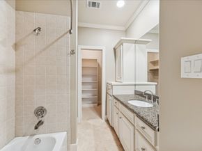 1712 McDuffie Street, Houston TX 77019