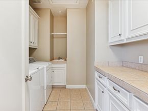 1712 McDuffie Street, Houston TX 77019