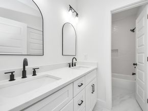 9435 Arledge Street, Houston TX 77075