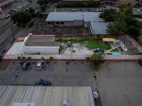 7016 Harrisburg Boulevard, Houston TX 77011