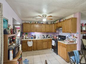 1629 Demaree Lane, Houston TX 77029