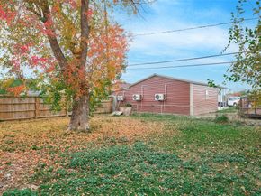 1629 Demaree Lane, Houston TX 77029