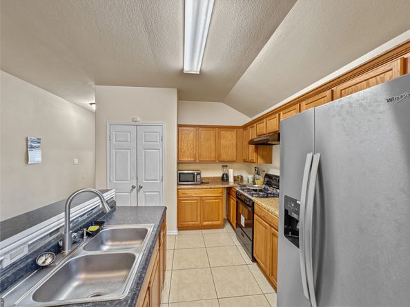 6614 Pine Tree Springs, Houston TX 77049