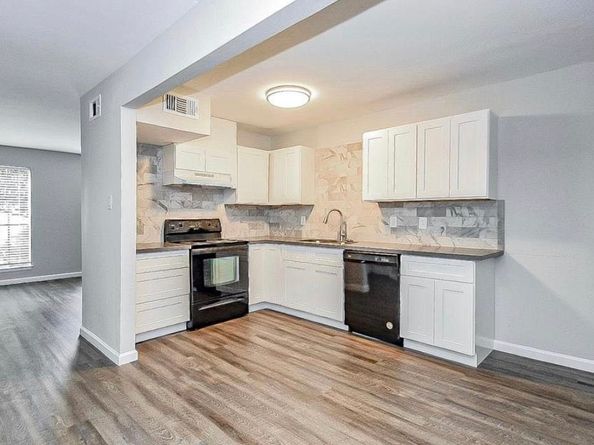 5100 Allendale Road 306, Houston TX 77017