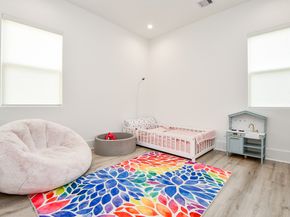 7603 Jacquelyn Gardens Lane, Houston TX 77055