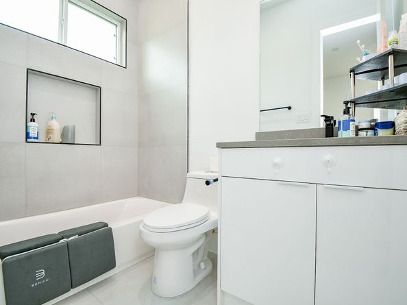 7603 Jacquelyn Gardens Lane, Houston TX 77055