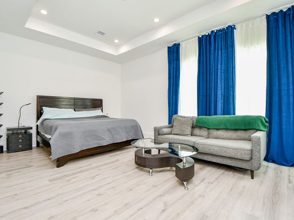 7603 Jacquelyn Gardens Lane, Houston TX 77055