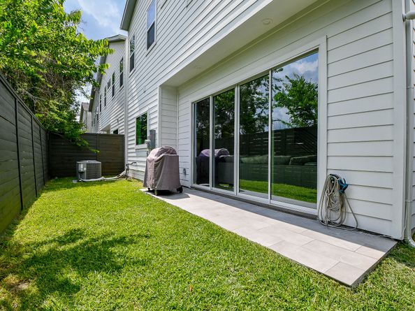 7603 Jacquelyn Gardens Lane, Houston TX 77055