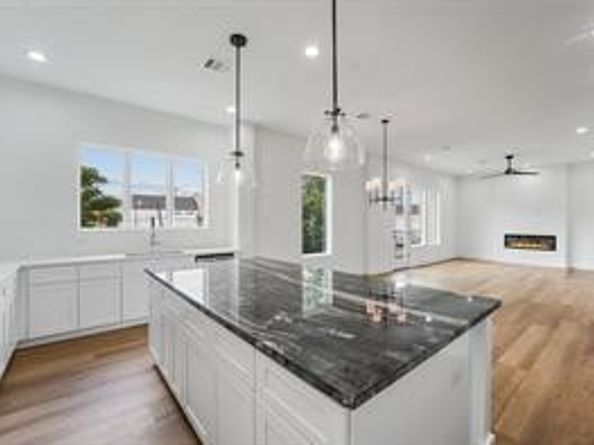 2510 Gray Street, Houston TX 77003