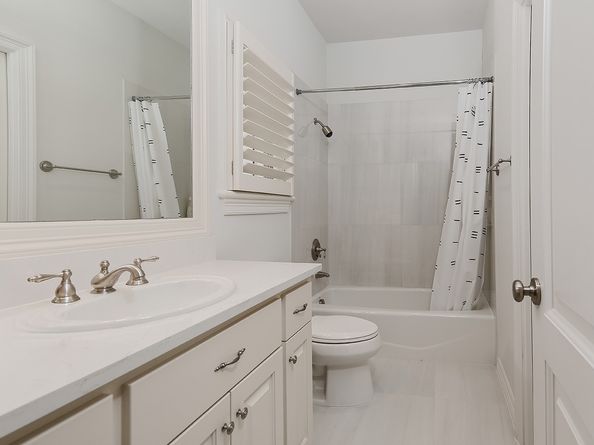 10 Norlund Way, The Woodlands TX 77382