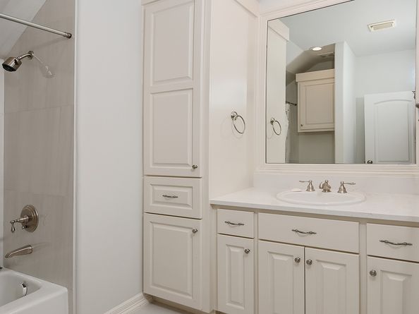 10 Norlund Way, The Woodlands TX 77382