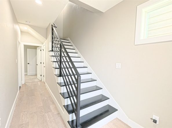 1805 Blodgett Street 2, Houston TX 77004